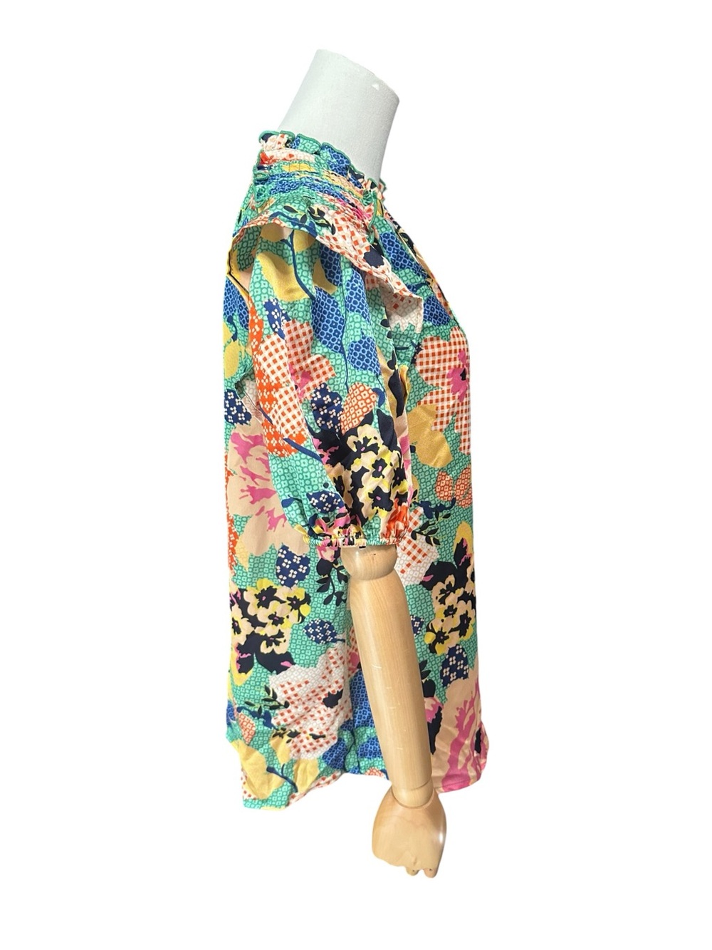 entro Multicolor Floral Patchwork V-Neck Ruffle Sleeve Top - Picture 8 of 9